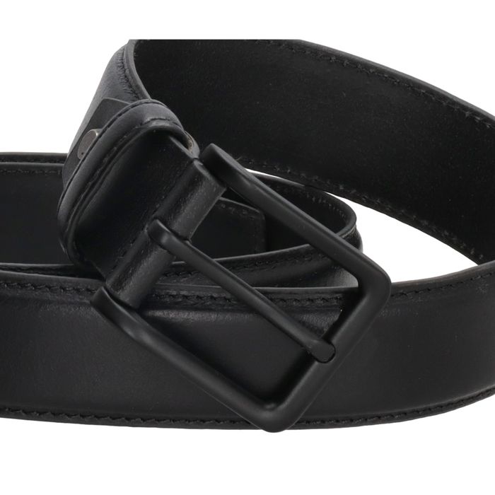 Hide & Stitches Frisco Riem