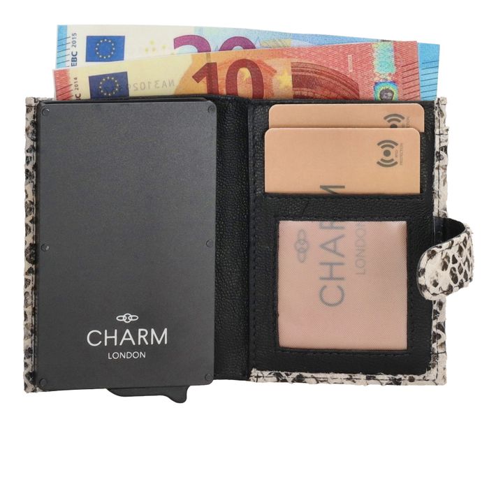 Charm London Riverside Creditcard case