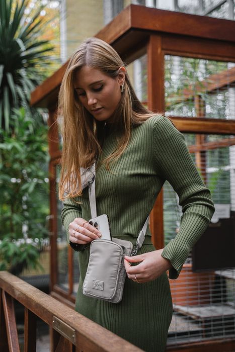 Charm London Odeon Phone bag