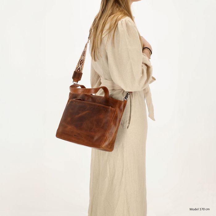 Hide & Stitches Next Navajo Handtas