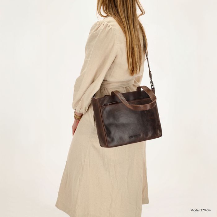 Hide & Stitches Next Navajo Handtas