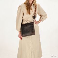 Hide & Stitches Next Navajo Schoudertas