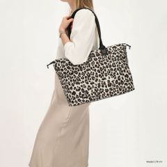 Charm London Buckingham Shoulder bag 15,6 inch (34.5x19.4 cm)