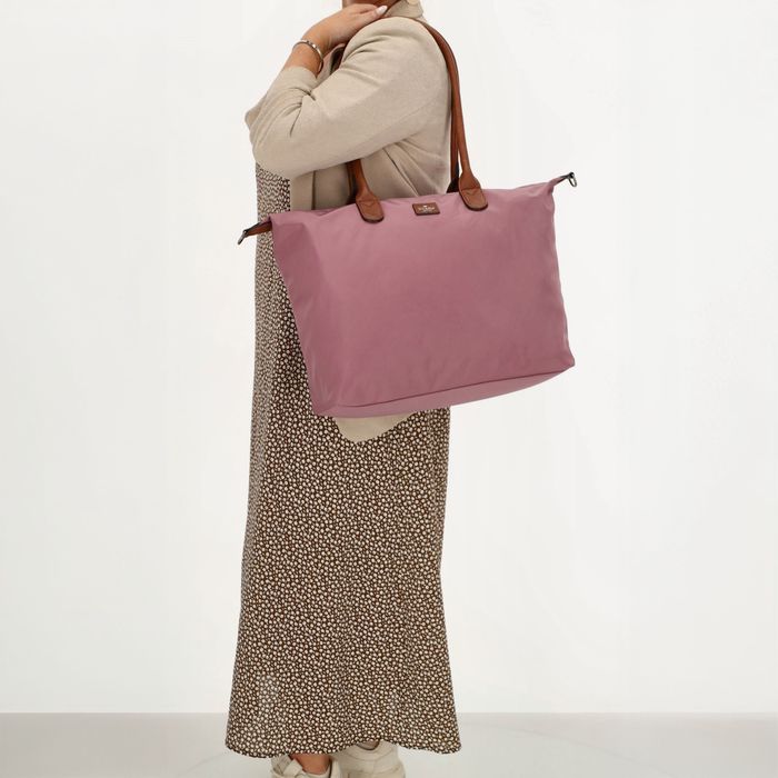 Charm London Buckingham Schoudertas 15,6 inch (34.5x19.4 cm)