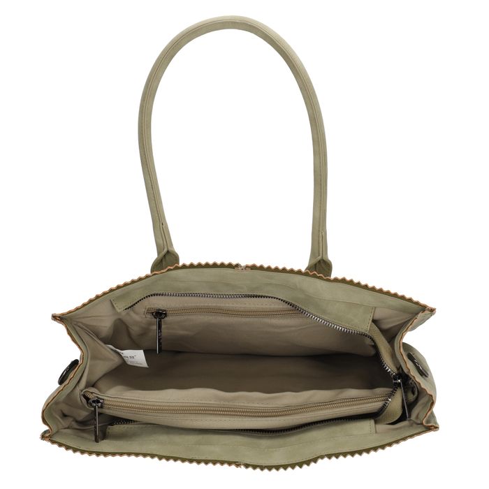 Zebra Trends Lisa Shopper