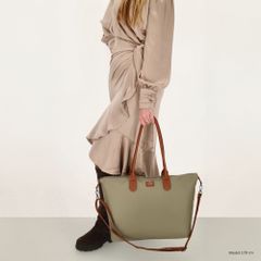 Charm London Buckingham Shoulder bag 15,6 inch (34.5x19.4 cm)