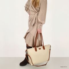 Charm London Buckingham Shoulder bag 15,6 inch (34.5x19.4 cm)