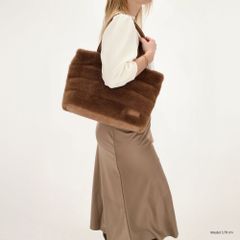 Zebra Trends Emma Shopper