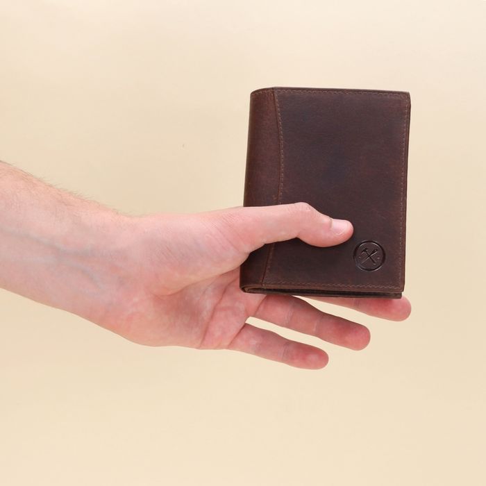 Hide & Stitches Da Vinci Wallet