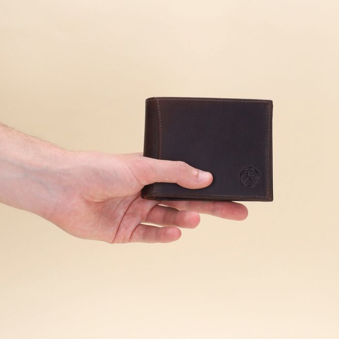 Hide & Stitches Da Vinci Wallet