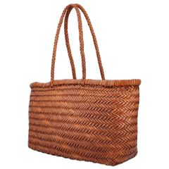 Hide & Stitches Amazone Shopper