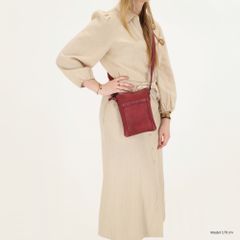 Hide & Stitches Redwood Crossbodytas