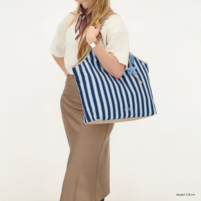 Zebra Trends Mira Shopper