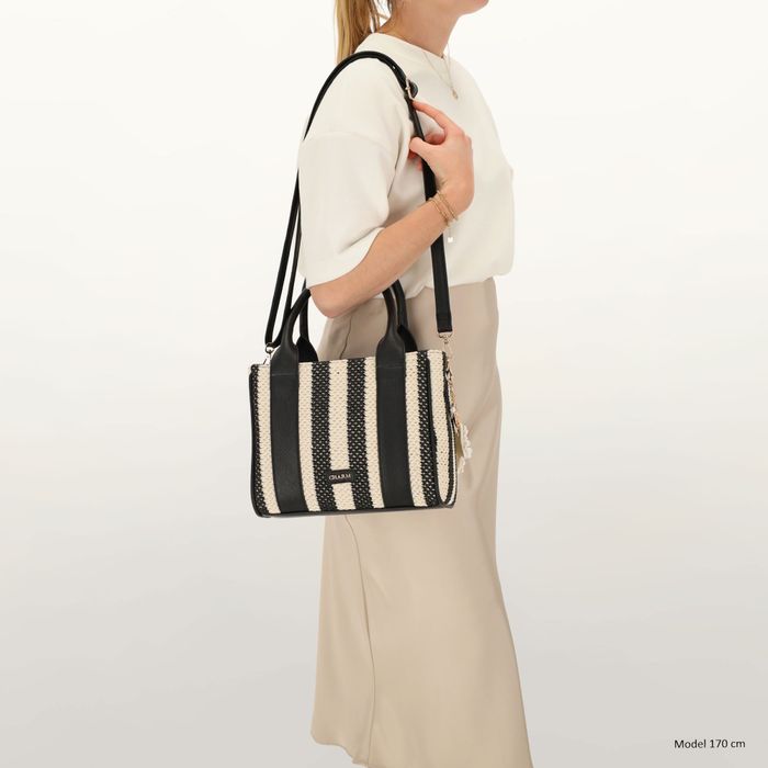 Charm London Capri Handtasche