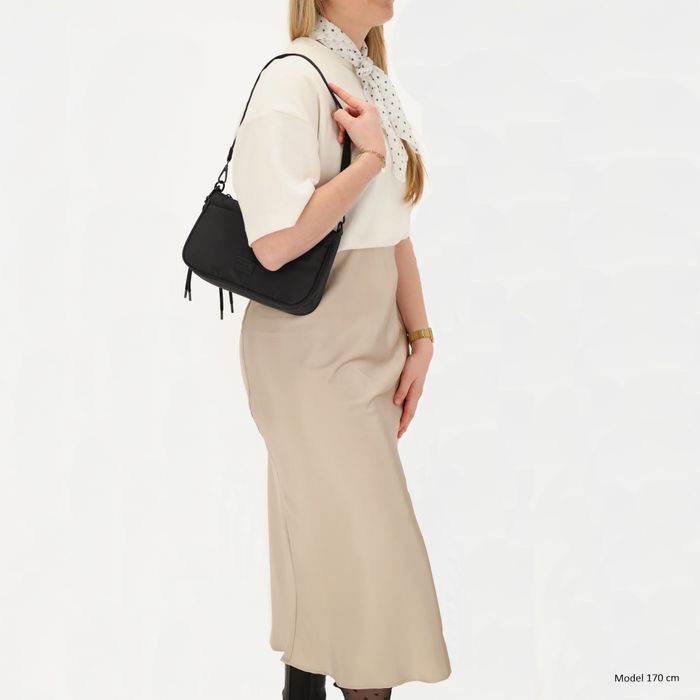 Charm London Seoul Shoulder bag