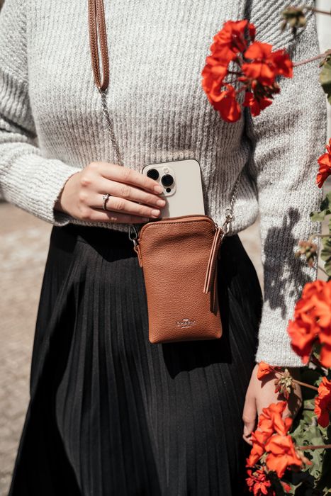 Charm London Stratford Phone bag