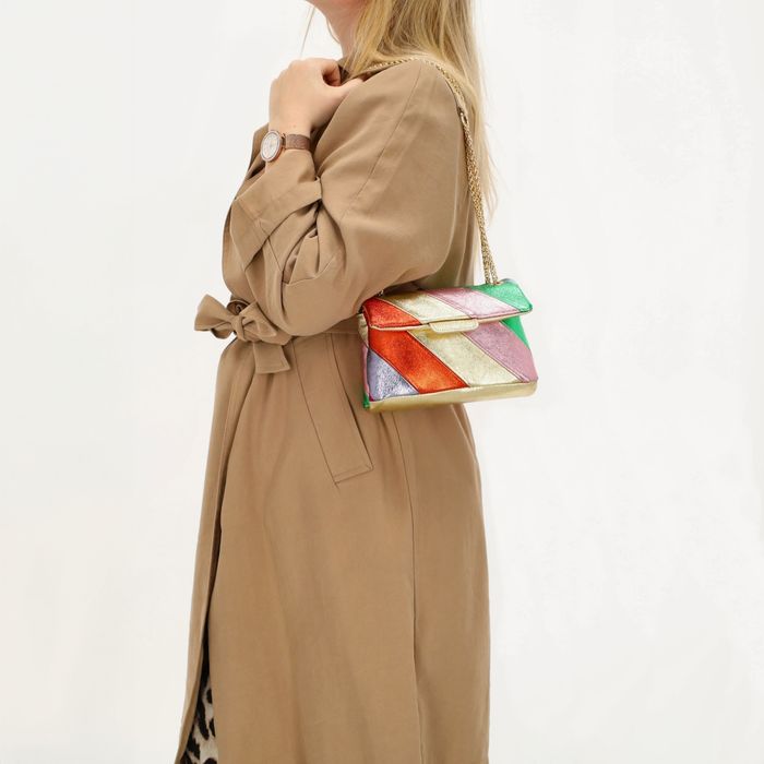 Charm London Elisa Schoudertas