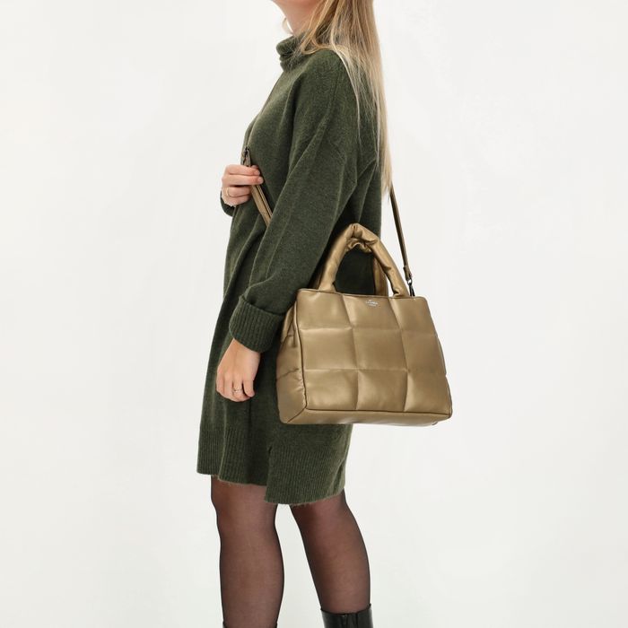 Charm London Manchester Shopper