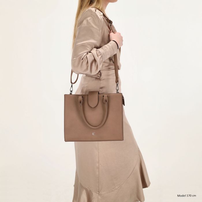 Charm London Castle Hill Shopper
