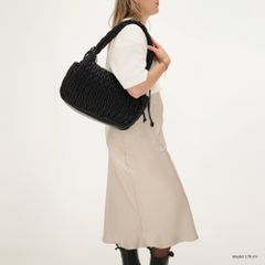 Charm London West End Schultertasche