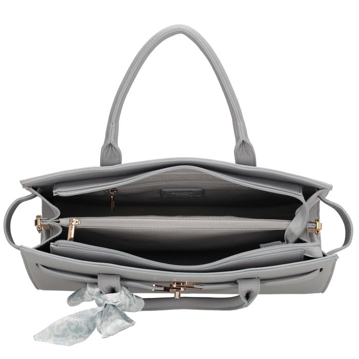 Charm London The Hamptons Shopper