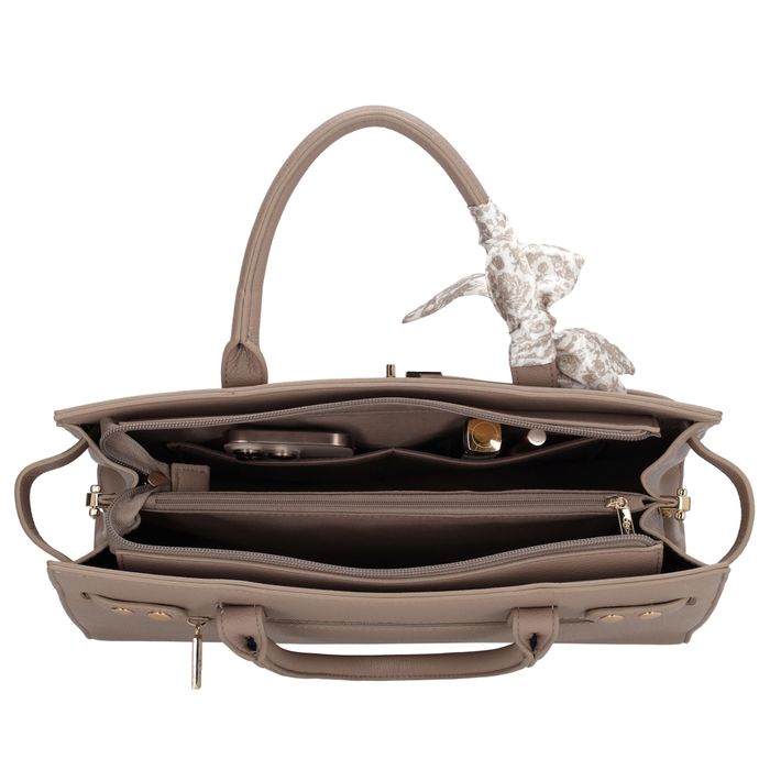 Charm London The Hamptons Shopper