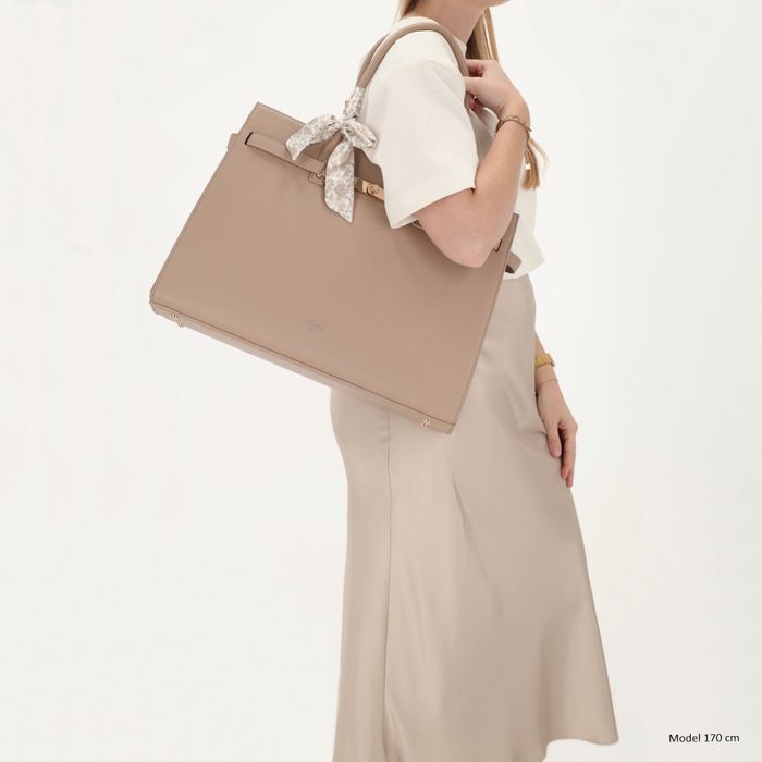 Charm London The Hamptons Laptoptas 15,6 inch (34.5x19.4 cm)